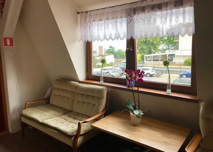 Jola Goscinne Adults Only